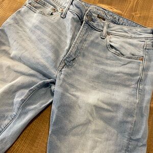 Men’s American eagle light wash jeans, slim fit Air flex+, 33w x 32L